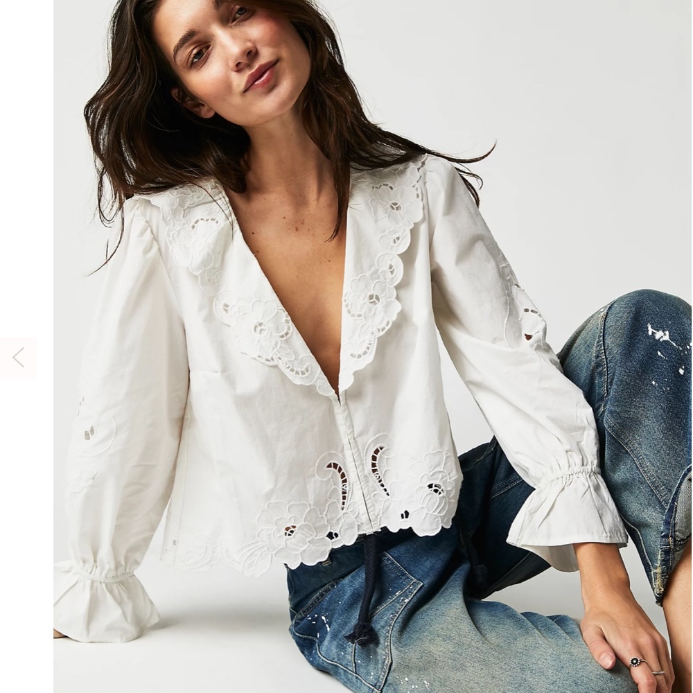 NWOT Free People Maisie cutwork blouse in white - XS